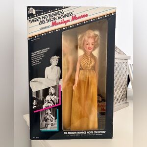 NWT Marilyn Monroe Movie Collection Doll in Gold Gown 11 1/2” fashion doll ‘82